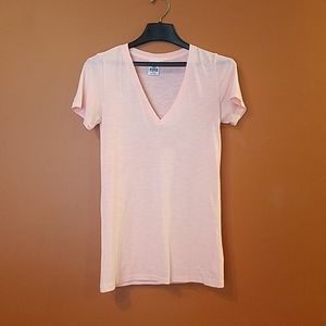VS vneck tee